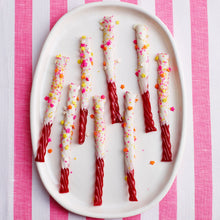 Strawberry Twists Candy Tub, 33.3 Oz., 105 Ct.