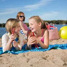 Strawberry Twists Candy Tub, 33.3 Oz., 105 Ct.